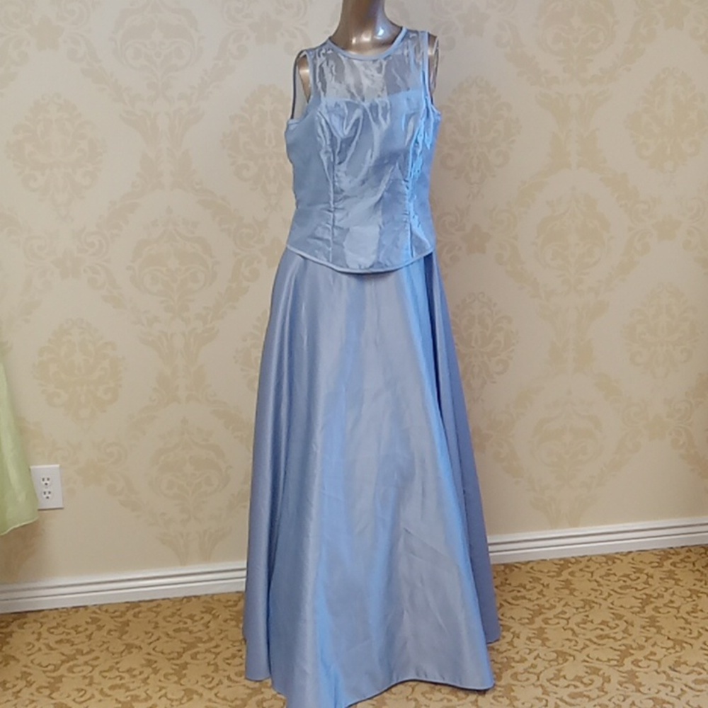 1001 Nights Size 9-10 Prom Dress